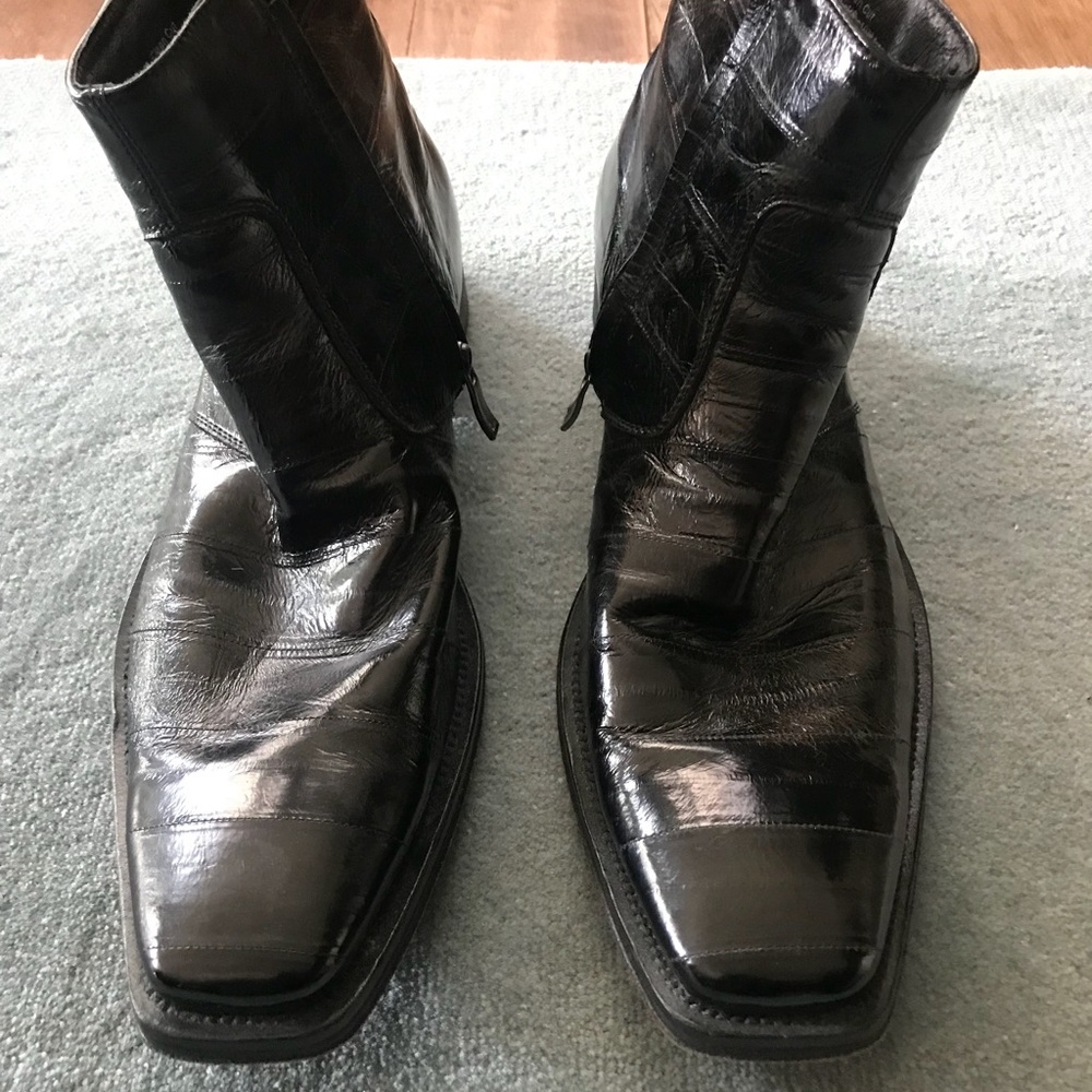 Kenneth Cole Eel skin boots